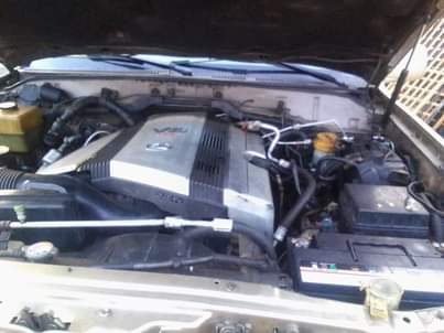 A picture of 2003 Lexus jeep LX470
