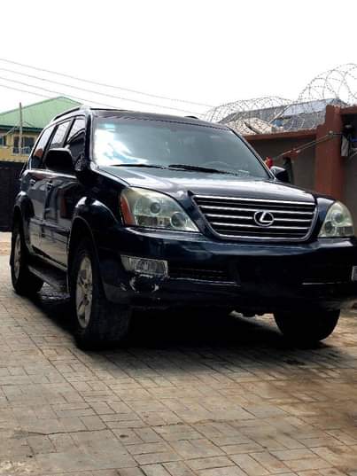 A picture of Lexus GX 470 2005 Model