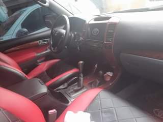 A picture of Lexus LX570 2010
