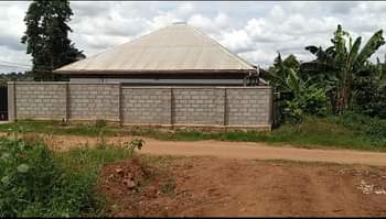 A picture of Busukuma plots on sale 25km from Kampala they are only