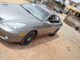 A picture of 2 unit of LEXUS ES SILVER ES 330 2005 MODEL