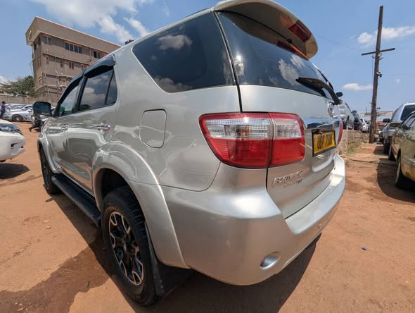 A picture of FORTUNER