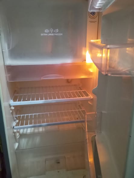 A picture of Fridge