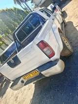 A picture of Pick up iyoo Double cebin Full Documents Tyre mpyaa Ndani