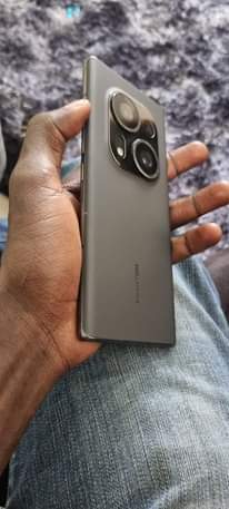 A picture of Tecno phantom x 2 5G