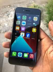 A picture of iPhone 7 plain