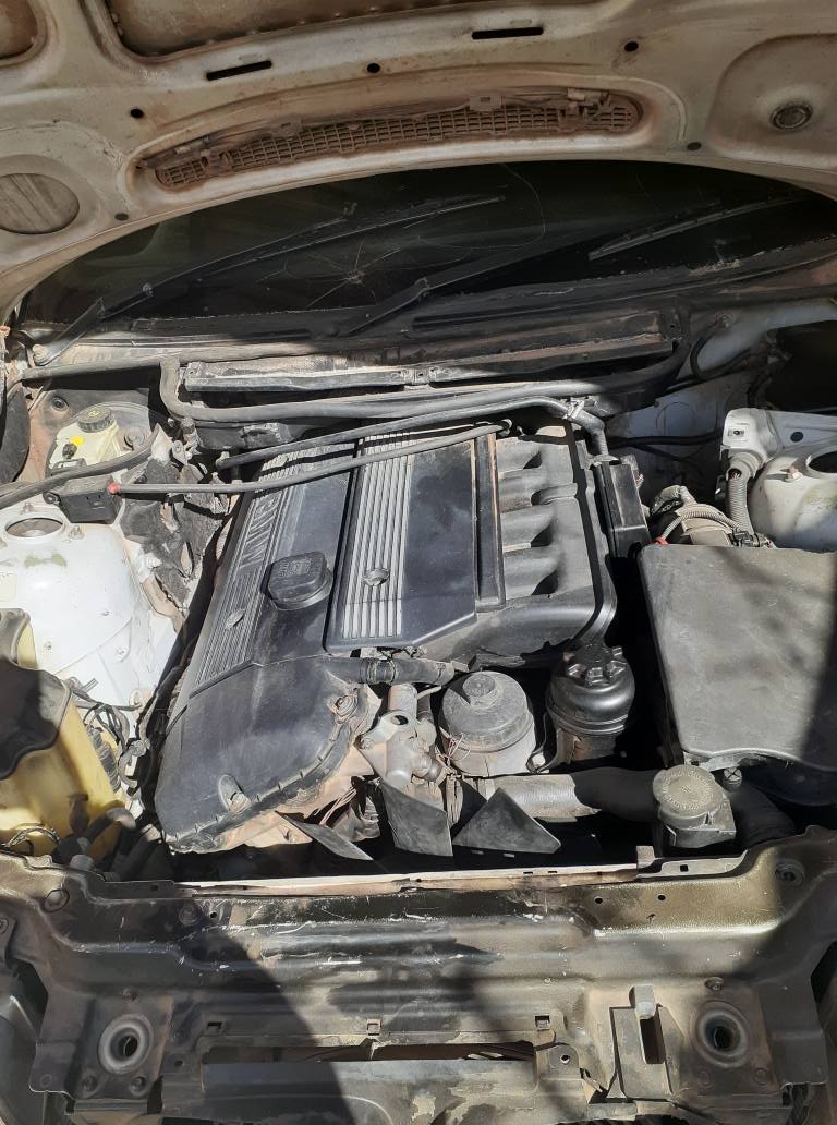 classifieds/cars bmw