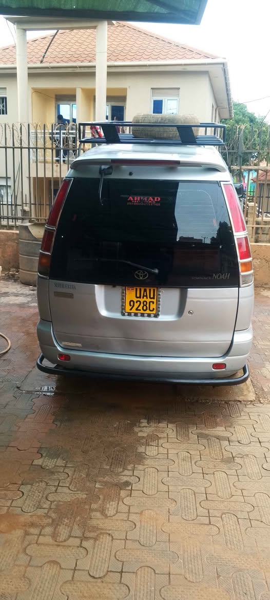 used toyota noah