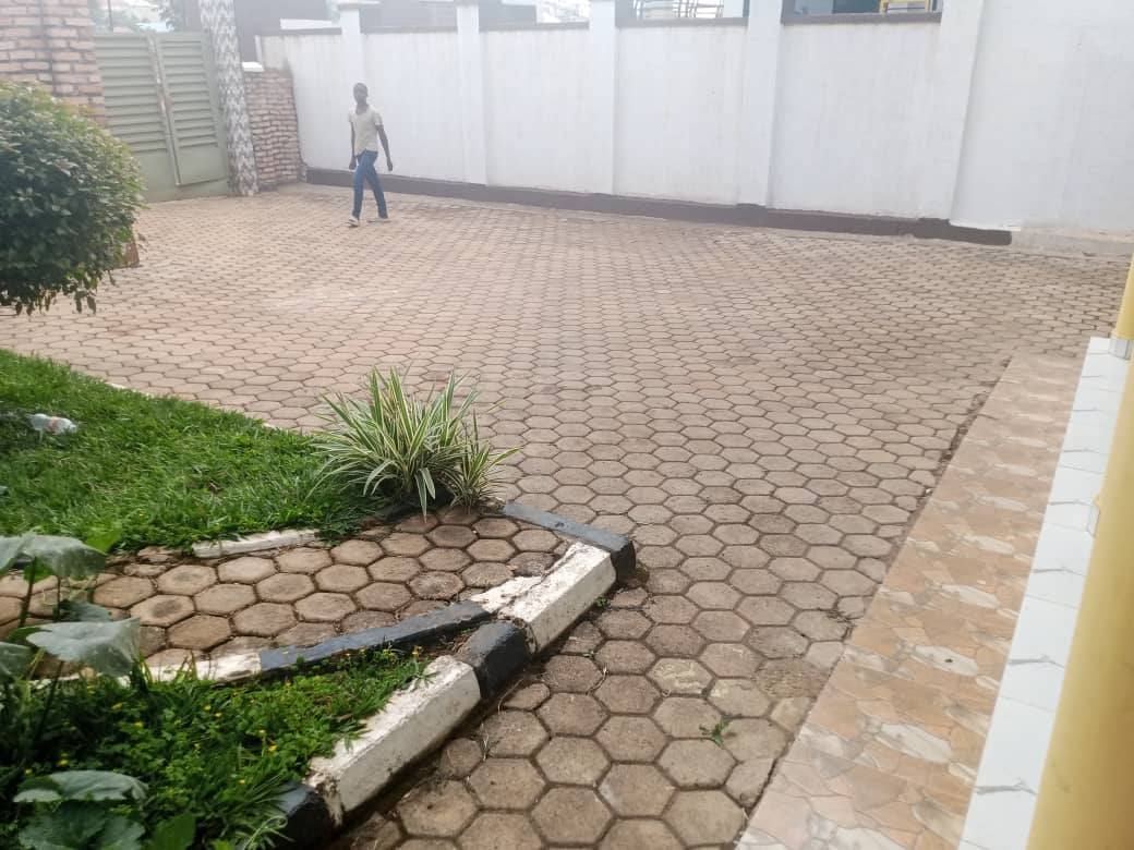 kanombe accommodation