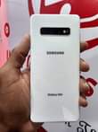 A picture of Samsung Galaxy S10 plus 512gb