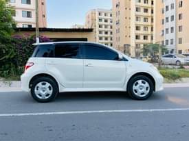 A picture of TOYOTA IST
