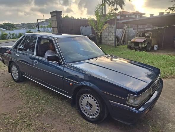 toyota cressida