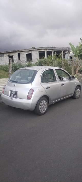 used nissan march