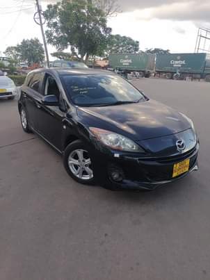 mazda axela