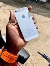 A picture of Iphone 5s