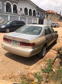 A picture of 2002 Toyota Camry Drop light