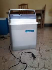 A picture of COOLER BOX ZA UMEME ORIGINAL