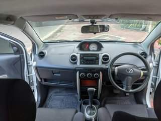 A picture of TOYOTA IST