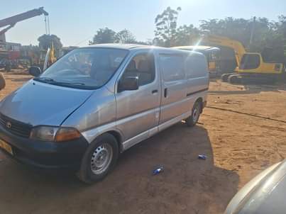 used toyota hiace
