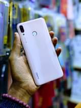A picture of Huawei Y9 gb 128