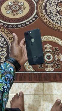 A picture of Iphone 8 Plus