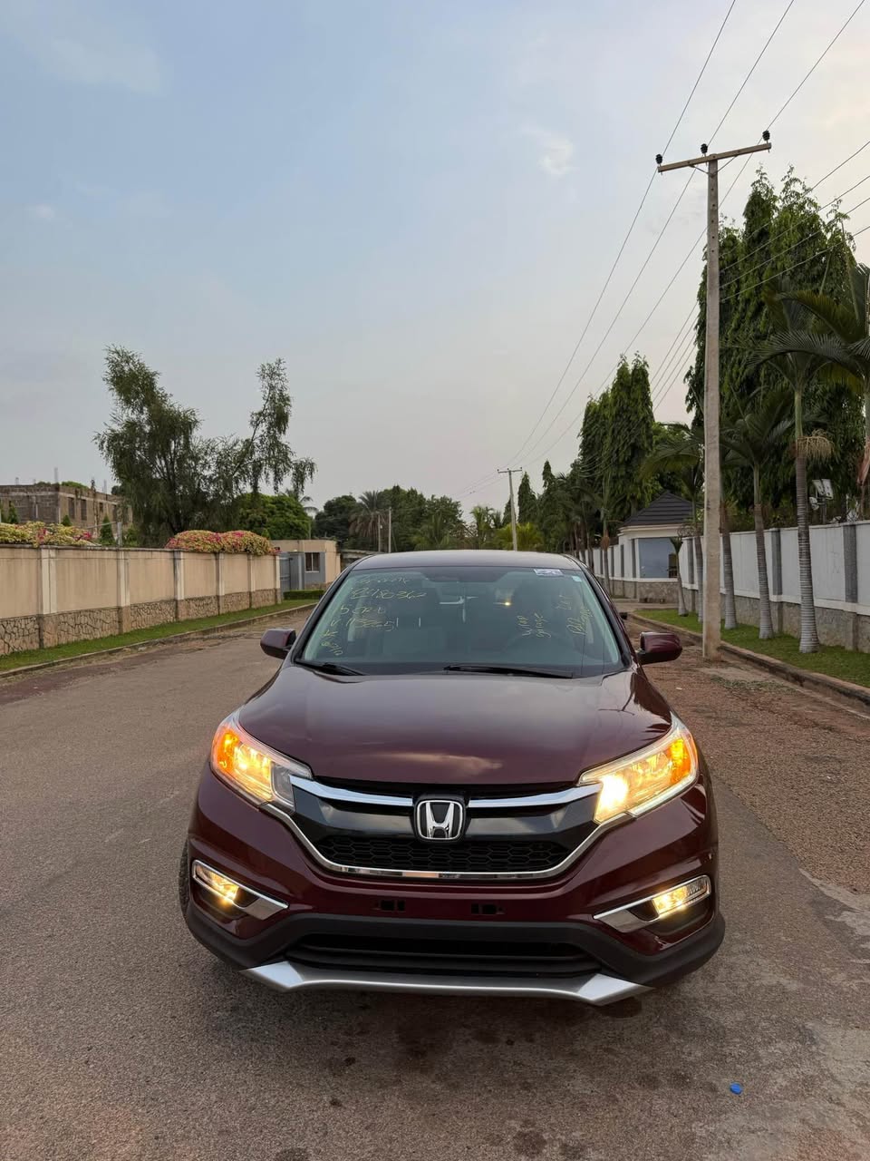 A picture of Honda CRV 2016 model Price NGN20 400 000