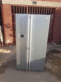 classifieds/fridges