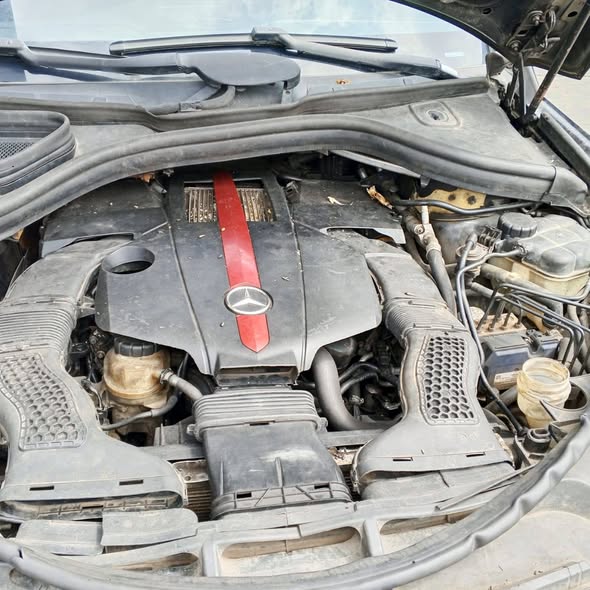 A picture of AWOOF BENZ GLE 350 2016 with bad Engine only 07088153375