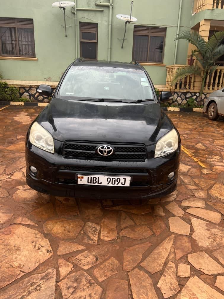 A picture of TOYOTA RAV 4 FOR SALE