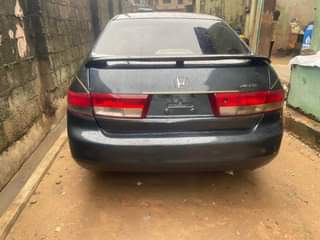 A picture of Honda Accord 2005