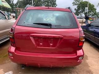 A picture of Pontiac vibe 05
