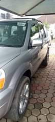 A picture of 2004 Honda pilot 2004