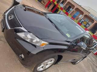 A picture of Rx350 big body