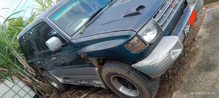 used mitsubishi pajero