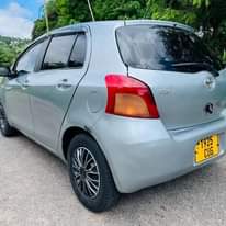 A picture of TOYOTA VITZ
