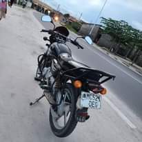 A picture of Boxer BM 125 new model gia 5 inauzwa mbagala