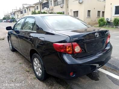 A picture of Toyota Corolla le 2012 Color Black Properly Used from new