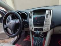 A picture of Lexus RX330 2006