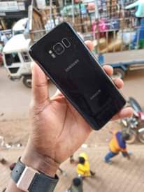 A picture of Samsung galaxy s8