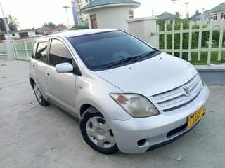 A picture of Toyota IST