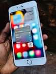 A picture of iPhone 6s Plus at 270k