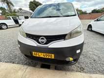 nissan nv200