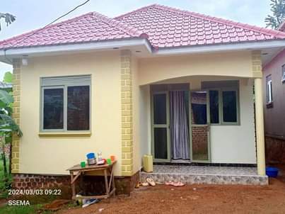 A picture of House for sale in bulenga just 1km from tarmac having
