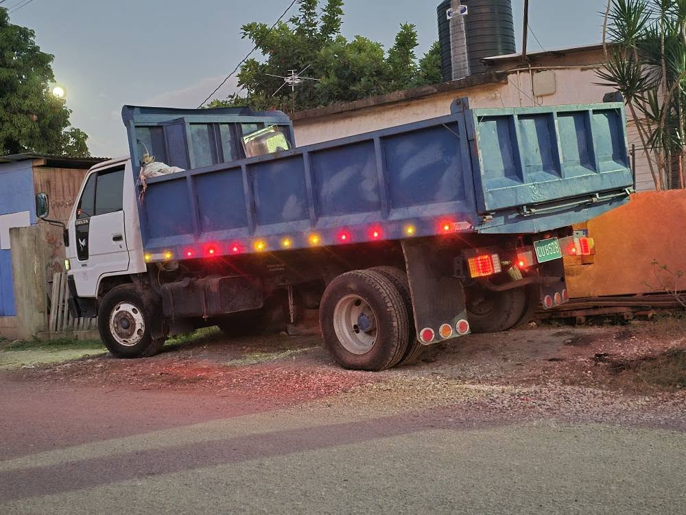 tipper trucks