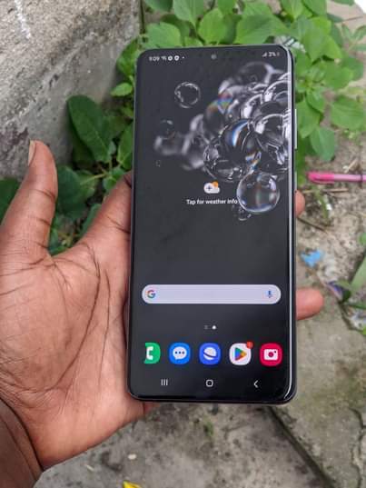A picture of SAMSUNG GALAXY S20 ultra 5g