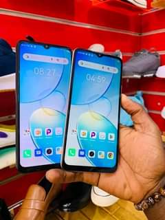 A picture of Infinix hot 12i