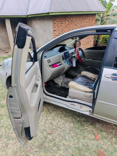 A picture of TOYOTA RAUMU