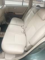 A picture of 04 highlander