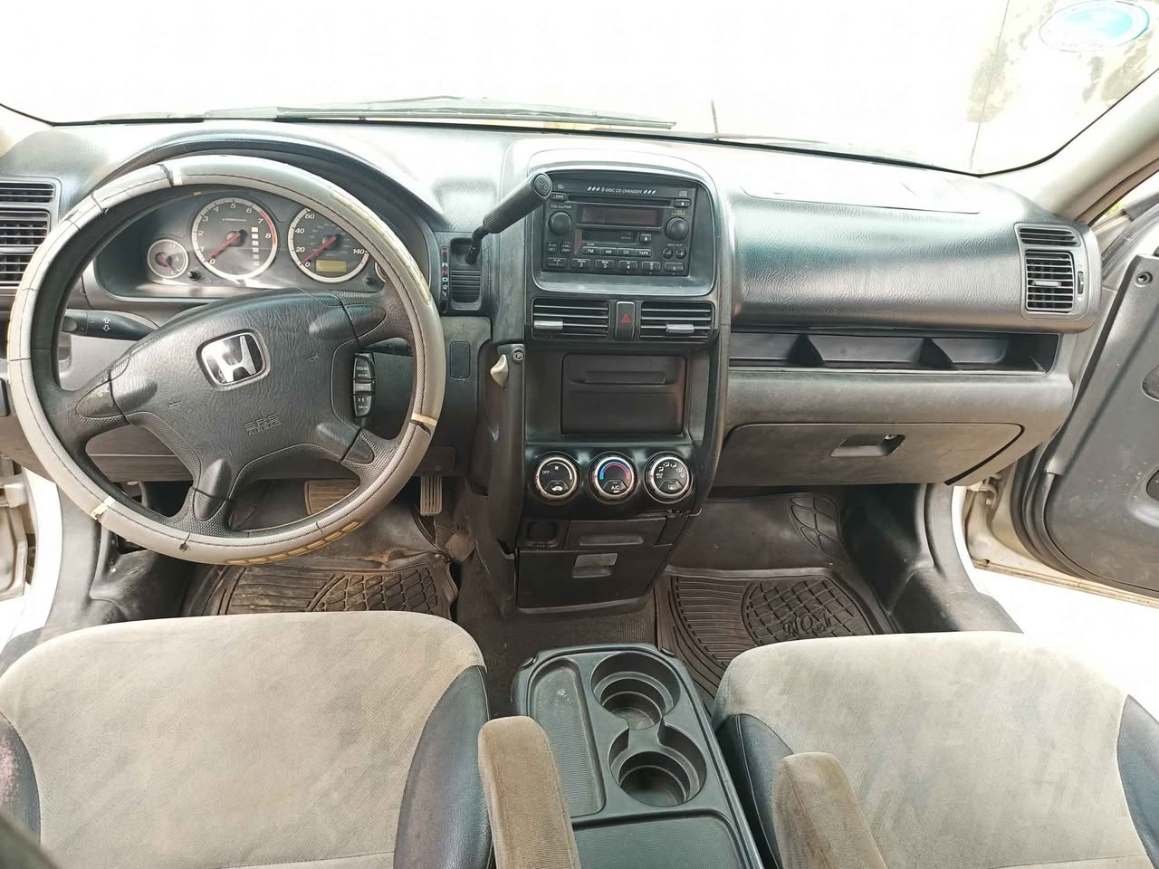 A picture of Honda CRV 2002