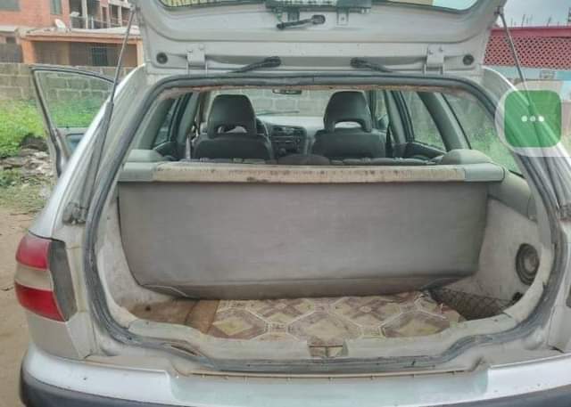 A picture of  Awoof SALES 4plugs Volvo wagon Automatic